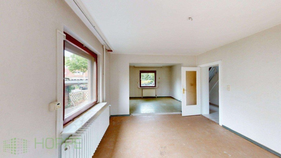 Wohn- und Esszimmer Perspektive 1 Doppelhaush�lfte Berlin