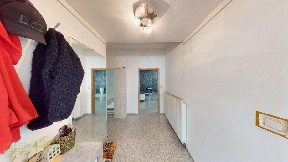 Flur 2 Bild 1 Einfamilienhaus Annaburg