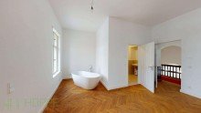 Schlafzimmer mit Badewanne Bild 2 Siethen- Herrschaftliches Wohnen im Schloss nahe Siethener See