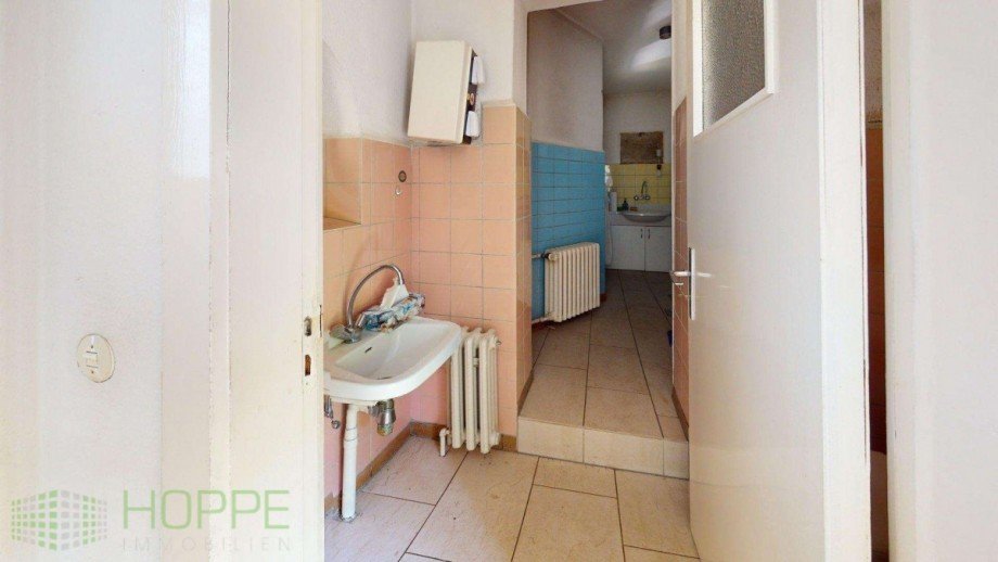 Badezimmer Bild 1 Wohngrundst�ck Berlin