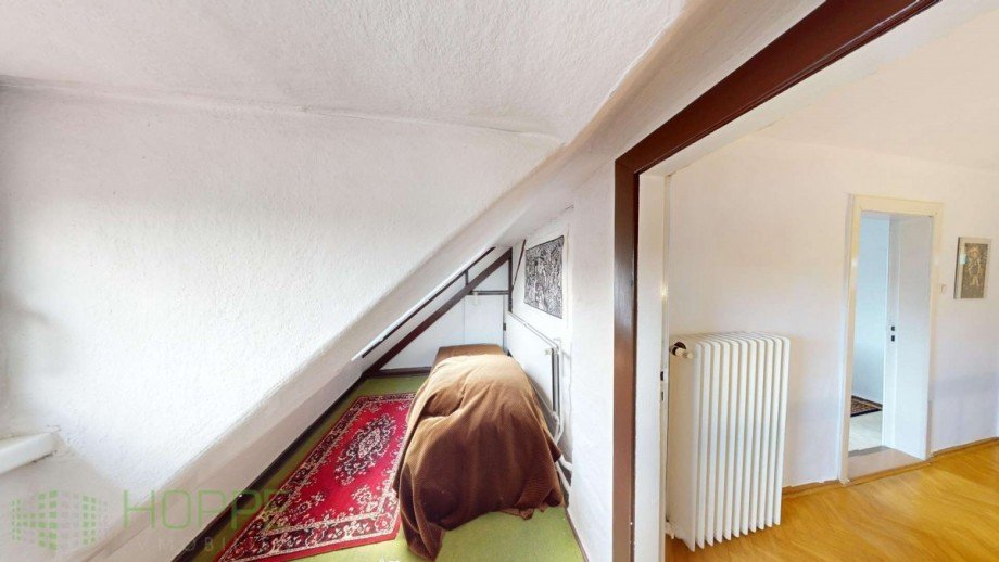 Kleines Zimmer DG Bild 1 Einfamilienhaus Berlin