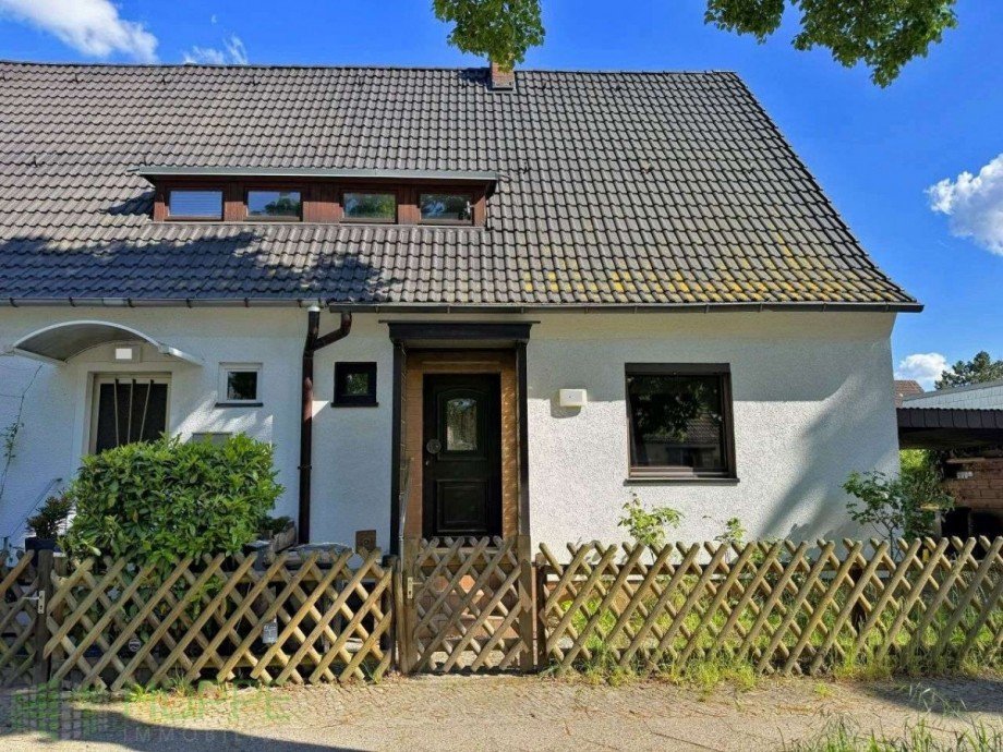 Ansicht 2 Doppelhaush�lfte Berlin