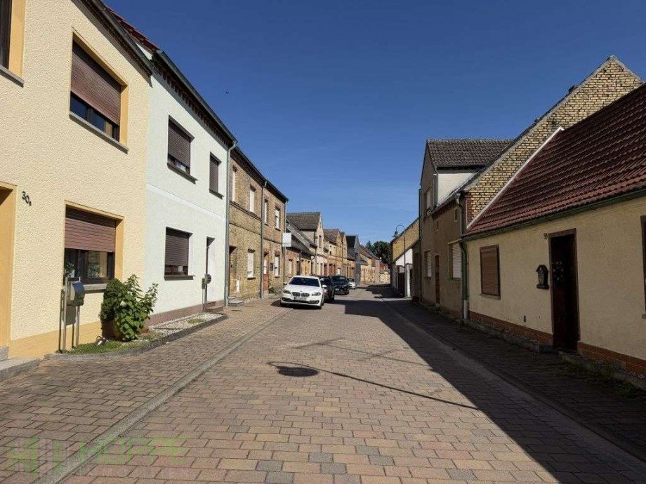 Blick in die Stra�e 2 Einfamilienhaus Zahna-Elster