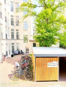 Hofansicht Bild 2 - (KI generiert) Simon-Dach-Kiez - Sofortbezug - Exklusive Dachgeschosswohnung in begehrter Lage von Friedrichshain
