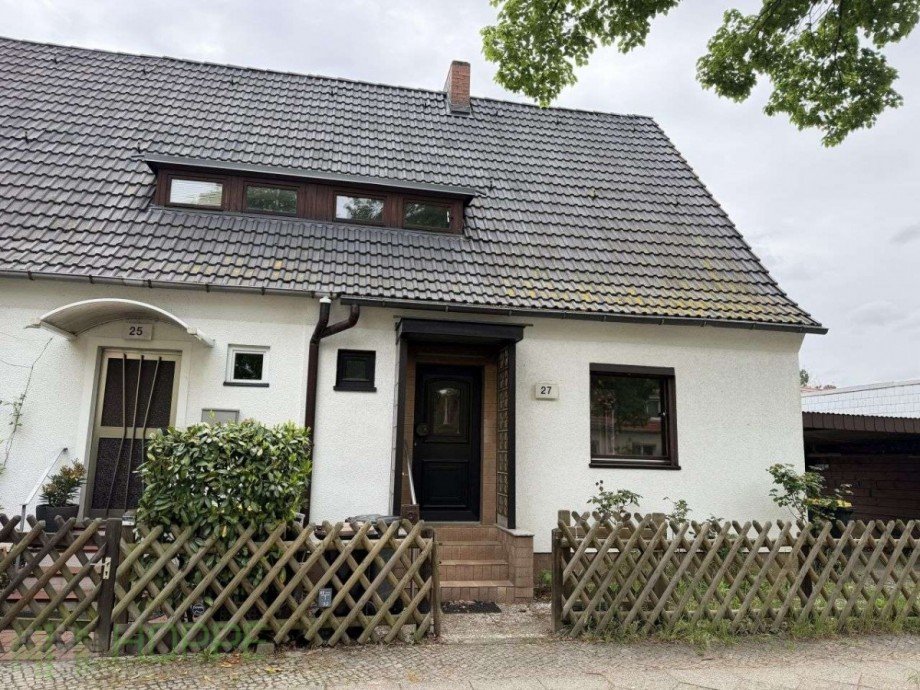 Ansicht 2 Doppelhaush�lfte Berlin