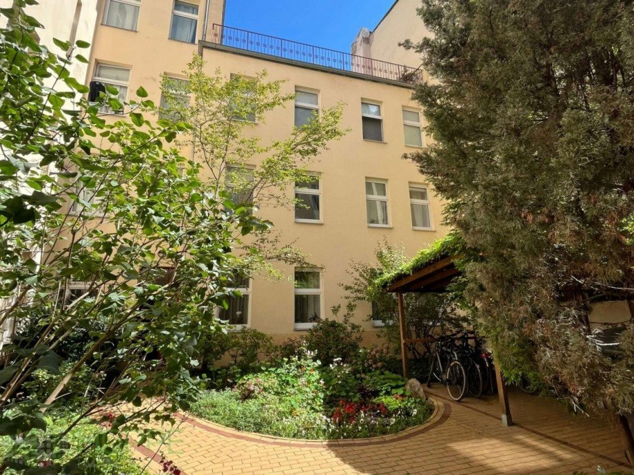 Begr�nter Innenhof Wohnung Berlin