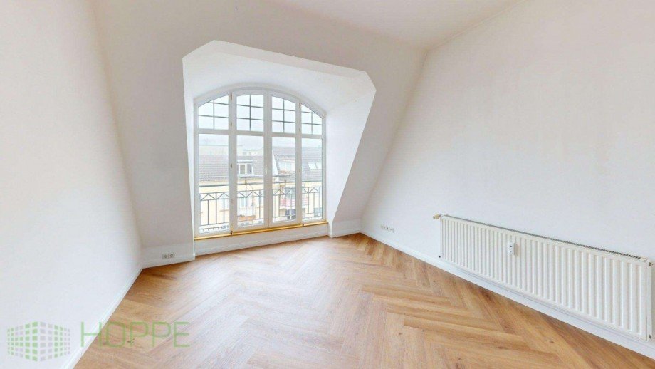 Wohnbereich Bild 2 Dachgeschosswohnung Berlin