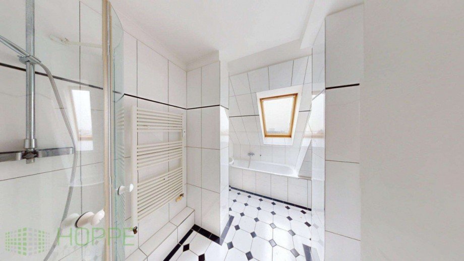 Badezimmer Perspektive 2 Dachgeschosswohnung Berlin