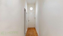 Flur Bild 2 - (Renovierung KI generiert) Sch�neberg - Sofortbezug! - Ruhige Altbauwohnung nahe Kleistpark