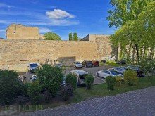 Parkpl�tze auf dem Hof Mitte - Sofortbezug: Wohnung mit riesiger Sonnenterrasse in Gesundbrunnen (KEINE K�uferprovision)