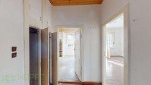 Flur Perspektive 1 Mariendorf - Bezugsfreie Wohnung mit Dielen und Wintergarten in denkmalgesch�tzter Wohnanlage