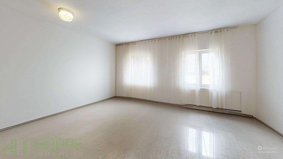 Wohnzimmer 1 Bild 2_defurnished Einfamilienhaus Annaburg