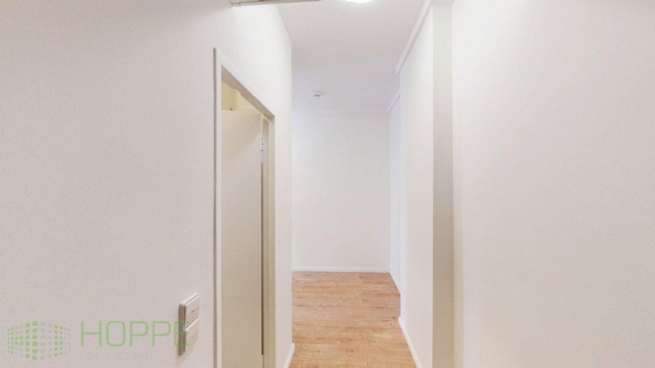 Flur 1 Etagenwohnung Berlin