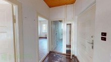 Flur Perspektive 2 Mariendorf - Bezugsfreie Wohnung mit Dielen und Wintergarten in denkmalgesch�tzter Wohnanlage