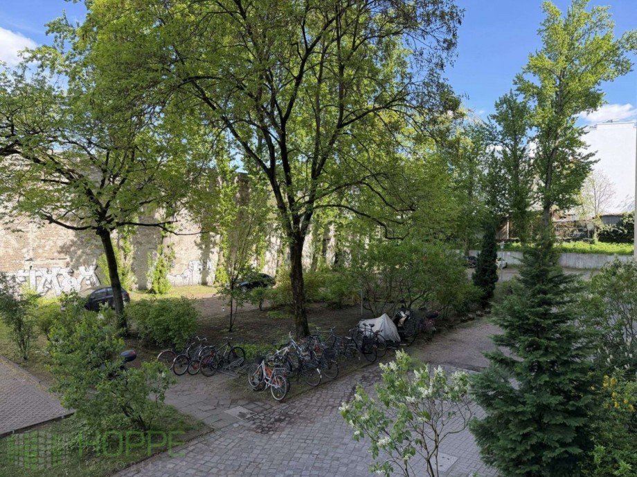 Hof Etagenwohnung Berlin