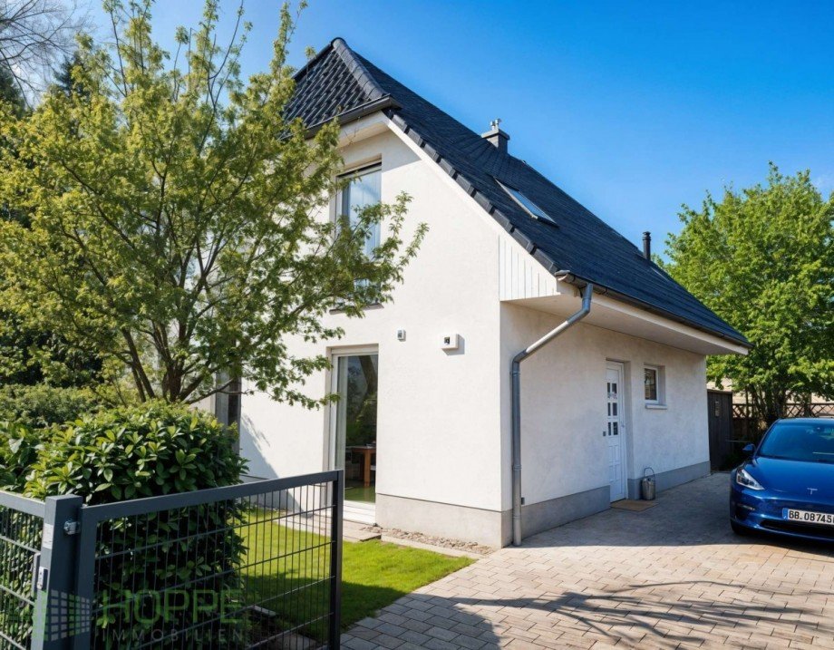 Sommeransicht 3 (KI generiert) Einfamilienhaus Berlin